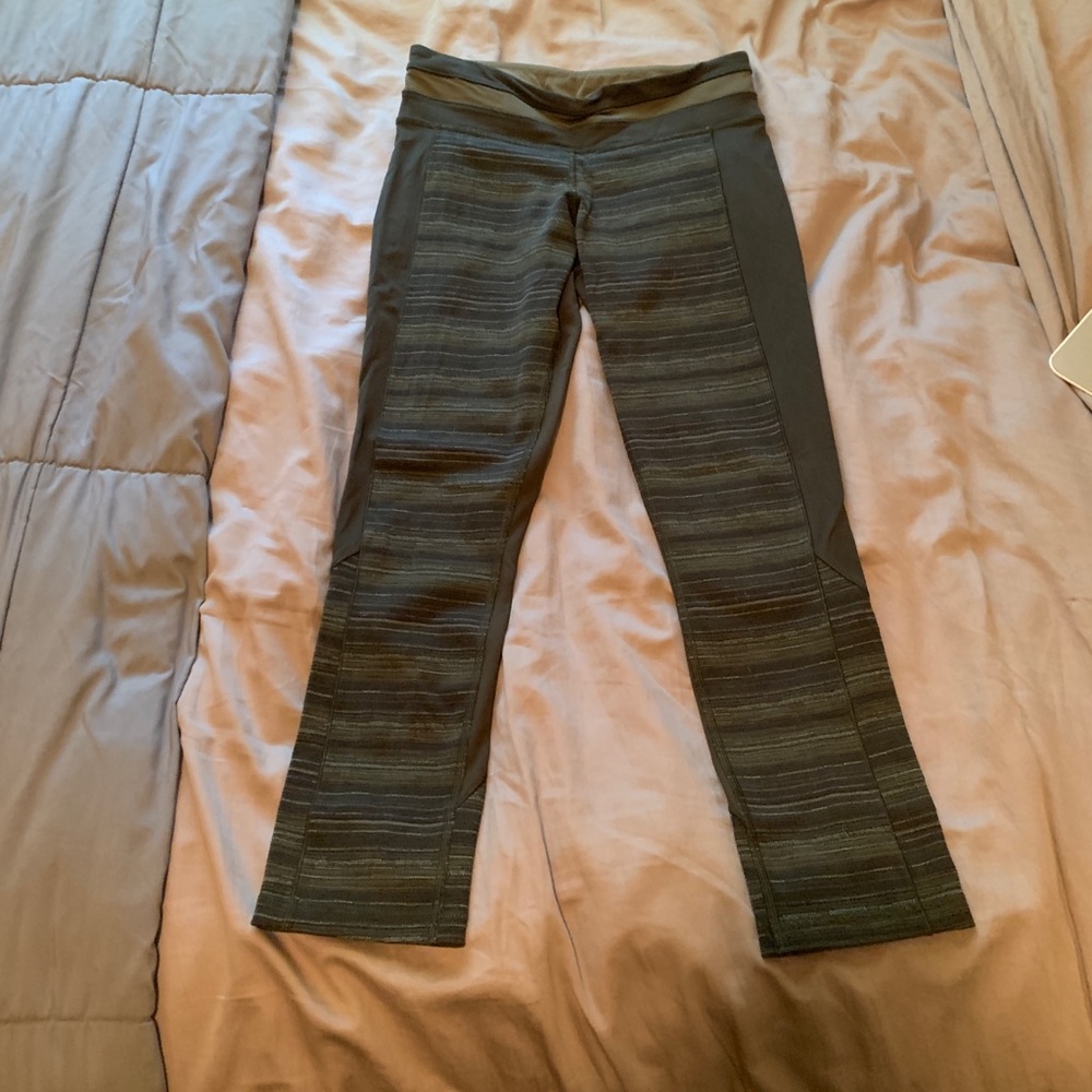 Lululemon cropped leggings